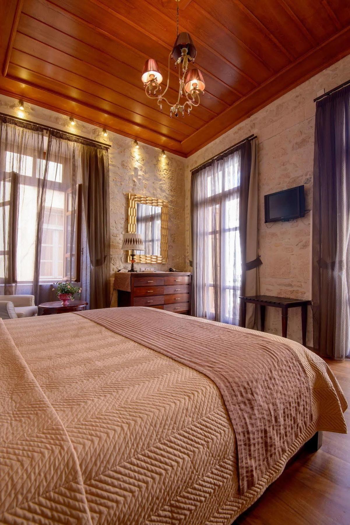 Leo Hotel Rethimnon Buitenkant foto